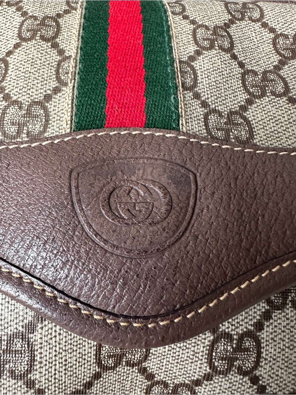 Gucci Monogram Shoulder Bag - Picture 13 of 16
